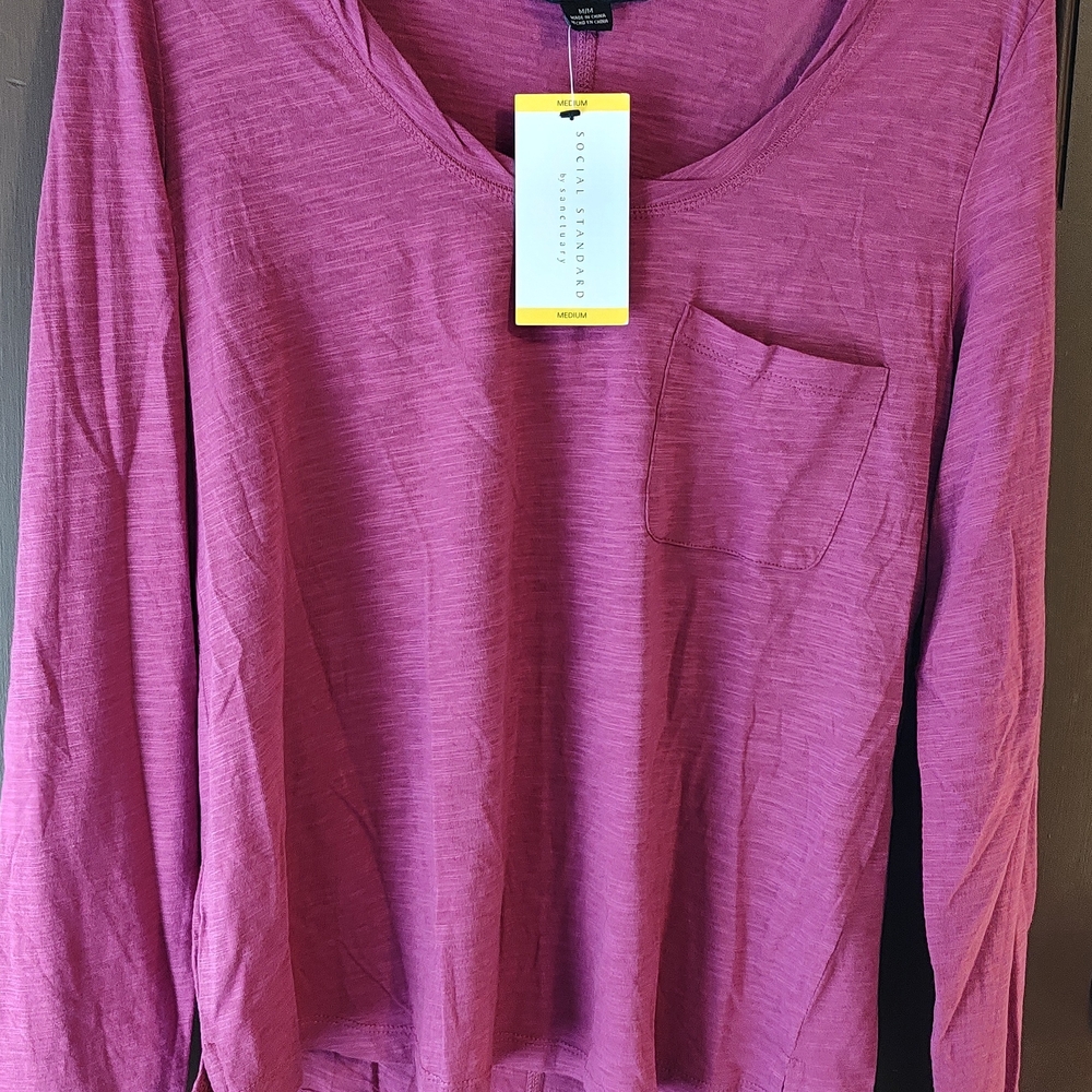 Social Standard Long Sleeve Magenta Top